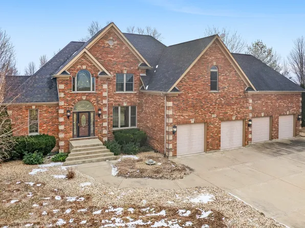 2290 N 45th Rd, Leland, IL 60531