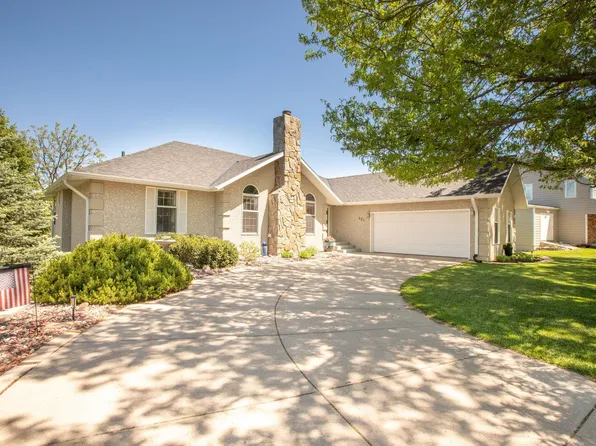421 Seminole Dr, McCook, NE 69001