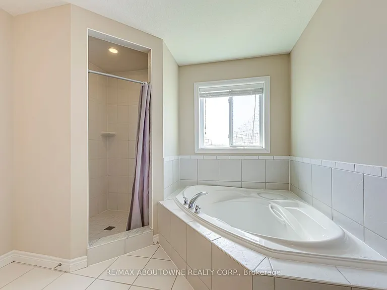 816 Roulston St — Photo 30