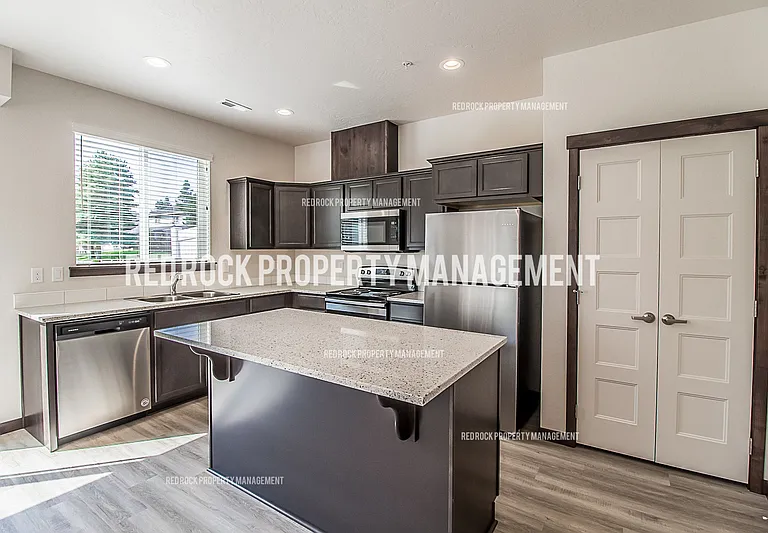 1587 E Latitude Ln #1 — Photo 6
