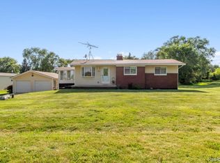 3381 Fleming Rd, Fowlerville, MI 48836