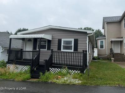 98 Rose Ln, Old Forge, PA, 18518