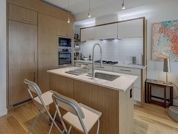 3rd image of 119 E 19th St NW #316