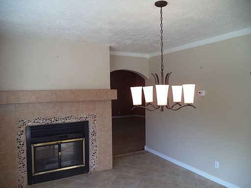 5th image of 5008 Silas Ct NE