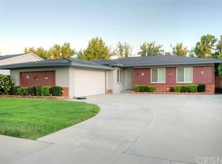 16500 Knapp St, North Hills, CA 91343