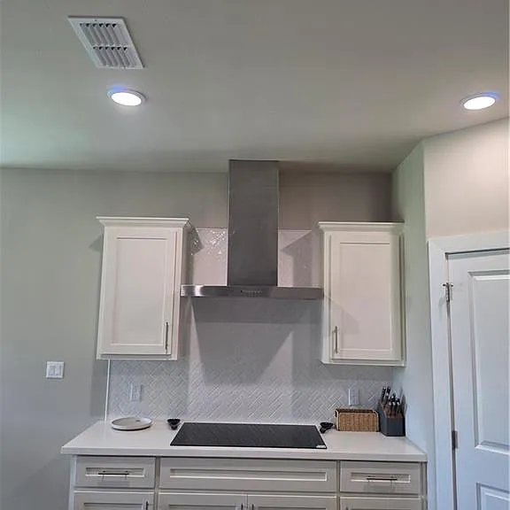 613 W Haveland St — Photo 8