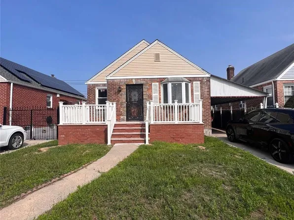 90 Sterling Road, Elmont, NY 11003