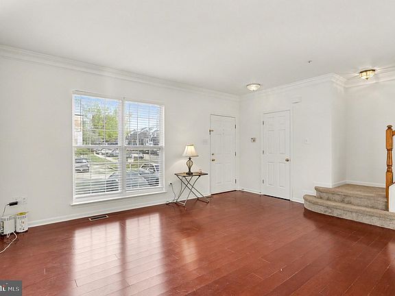 5th image of 2151 Sewanee Dr