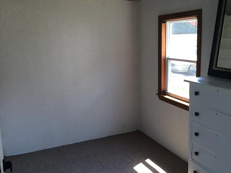 1612 Oneida St — Photo 12