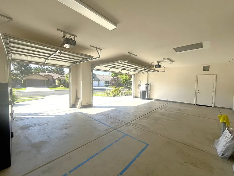 7143 Leighton Dr — Photo 55