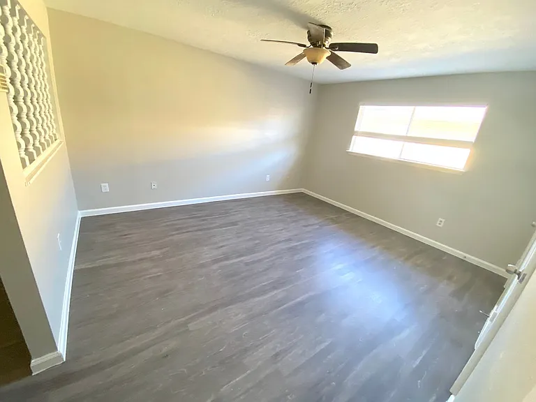 6620 Westwick Dr — Photo 16
