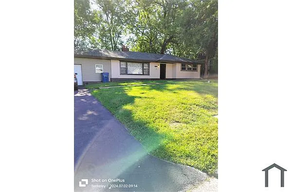 6116 Washington Ave photo 1