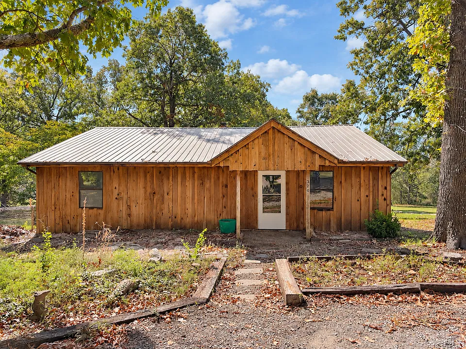 320 Antioch Rd