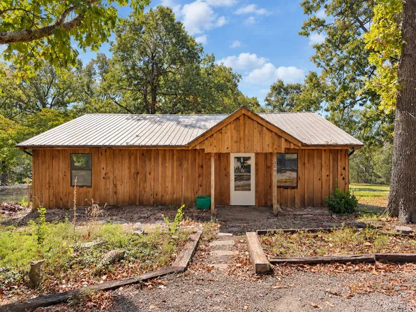320 Antioch Rd, Cave City, AR 72521