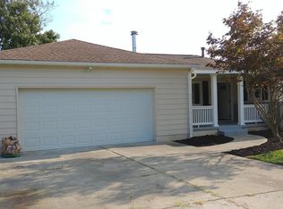 2363 E Howard Rd, Columbus, OH 43207