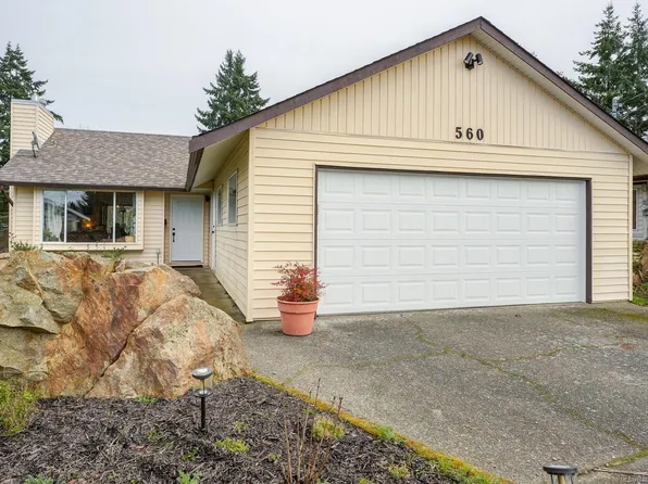 560 Atkins Ave, Langford, BC V9B 3A3