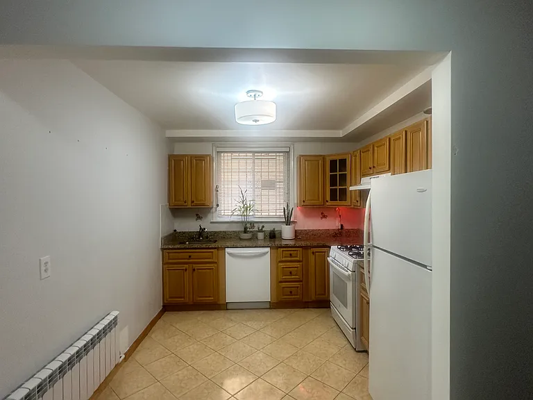 2026 Menahan St #1 — Photo 6