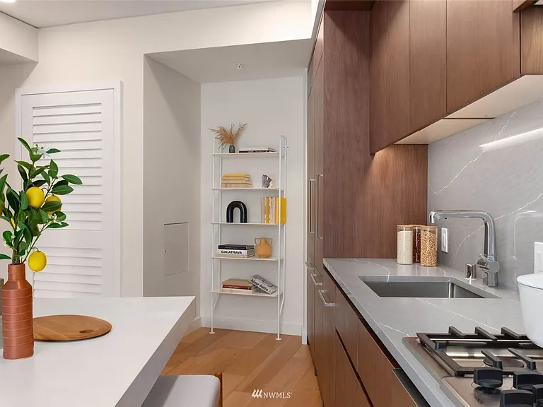 121 Stewart St #1002 — Photo 9