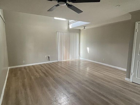 4th image of 802 Continental Dr APT 2