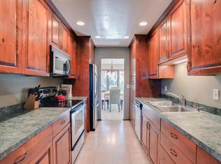 230 Windsor Ln, New Brighton, MN 55112