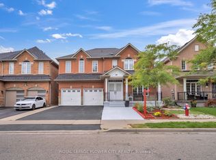 36 Borneo Cres, Brampton, ON L6R 3C5
