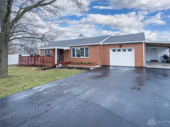 216 9th St, Greenfield, OH 45123
