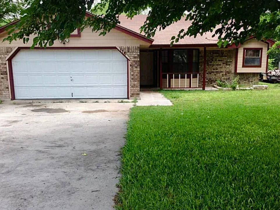 1st image of 116 Saddle Dr