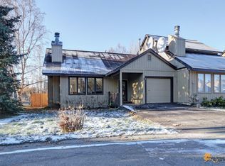 10270 Tartan Cir, Anchorage, AK 99507