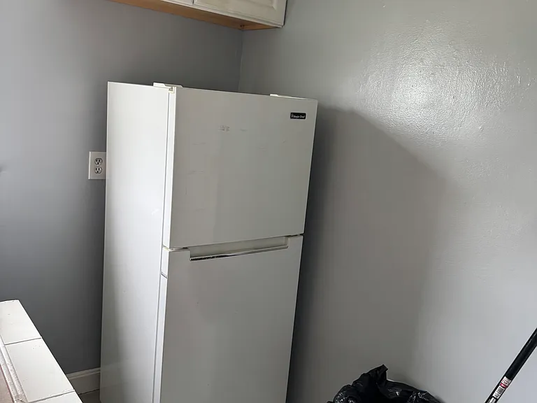 1618 Memorial Ave #2A — Photo 2