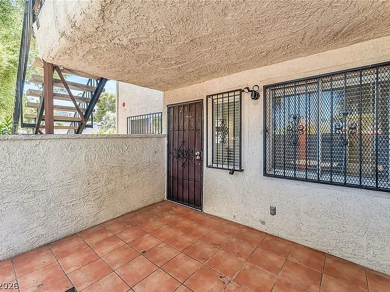 3683 Lucido Dr #24 — Photo 15