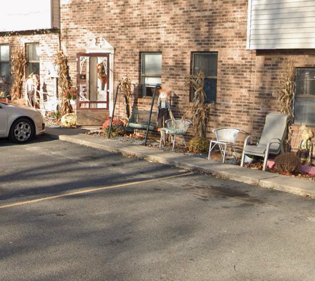 27 Garnet Ln — Photo 1