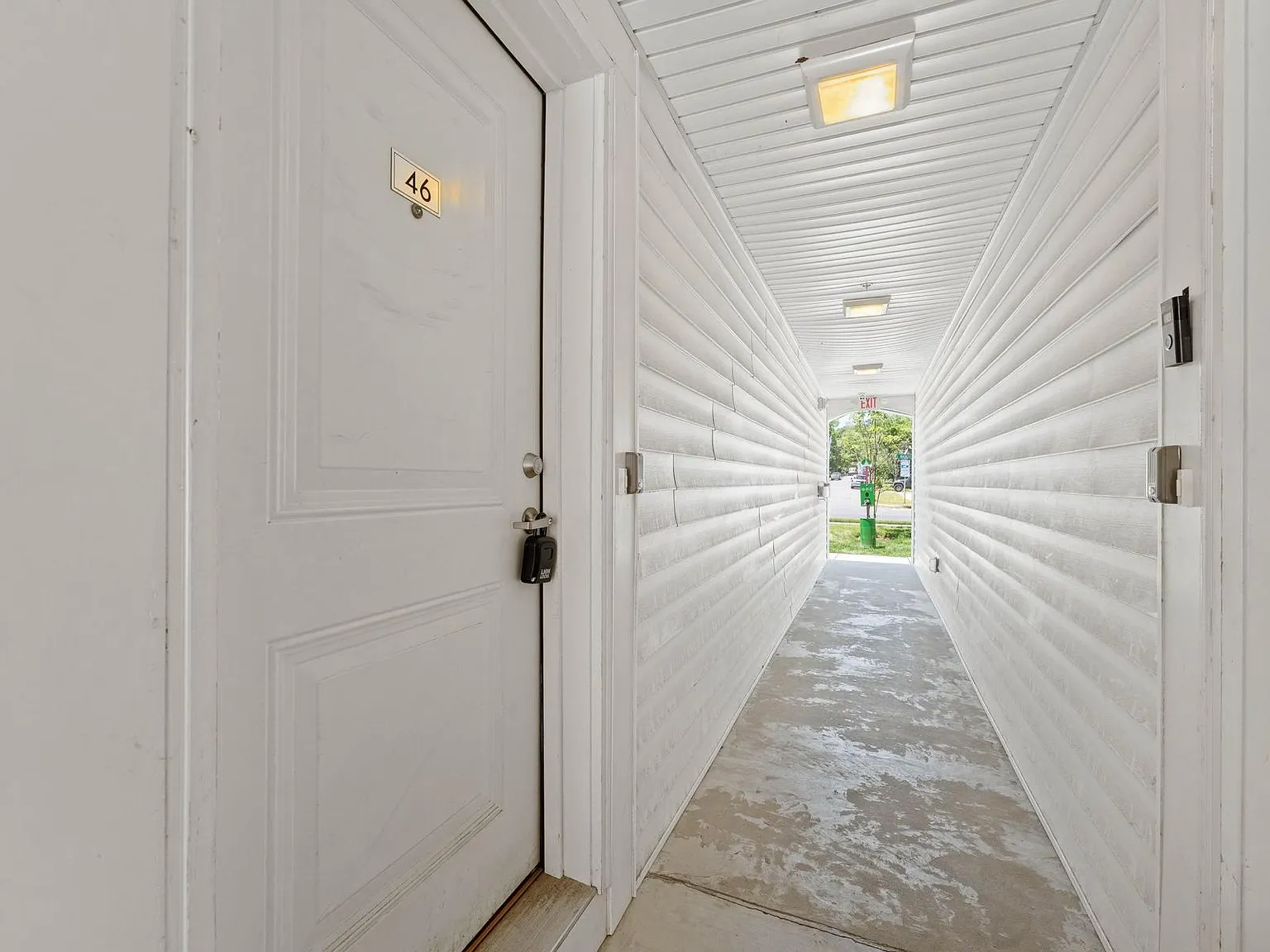 2 bed, 2.5 bath, 1351 sqft, $2,650 — Photo 4