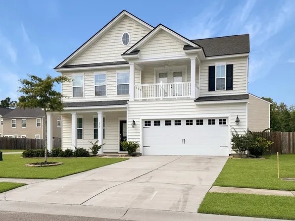 670 Silver Moss Dr, Moncks Corner, SC 29461