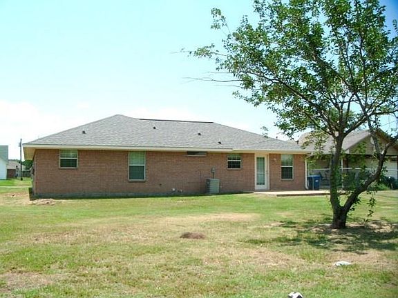 2nd image of 220 Flying Bridge Dr