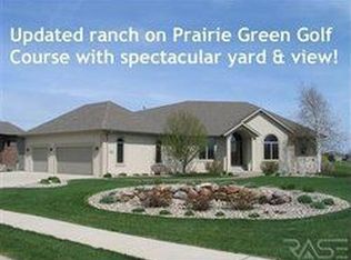 352 W Laquinta Cir, Sioux Falls, SD 57108