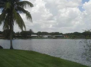 8351 NW 19th St, Hollywood, FL 33024