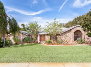 494 N River Oaks Dr, Indialantic, FL 32903