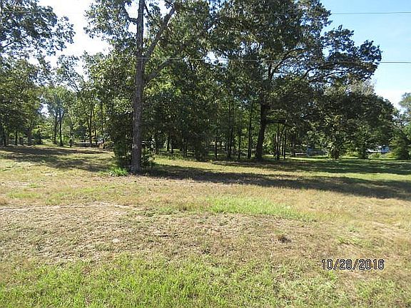 3rd image of 18090 W Lakeview Dr