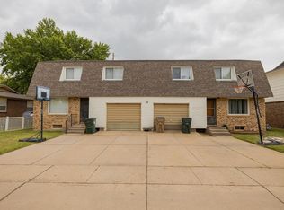 3124 & 3126 Belmont St, Hutchinson, KS 67502