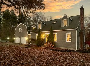 105 Searles Rd, Nashua, NH 03062