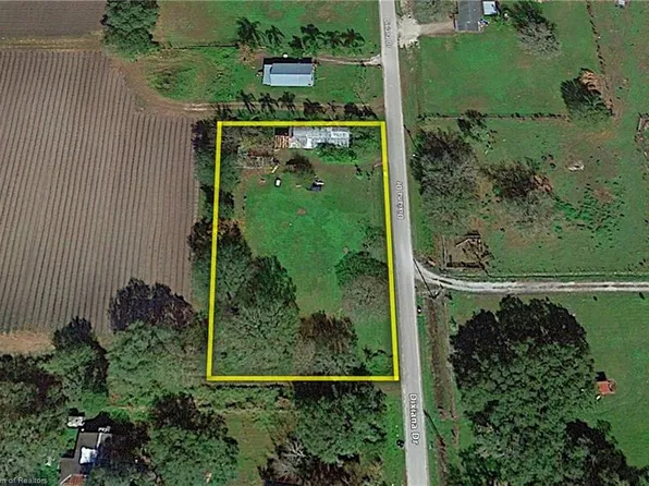 3847 Dixiana Dr, Bowling Green, FL 33834