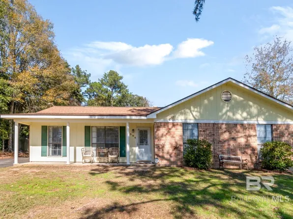 8304 Champlain Cir, Mobile, AL 36695