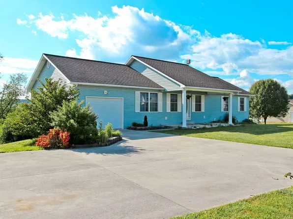 250 Orange Pride Dr, Newport, TN 37821