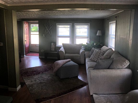 4th image of 6111 East Ave