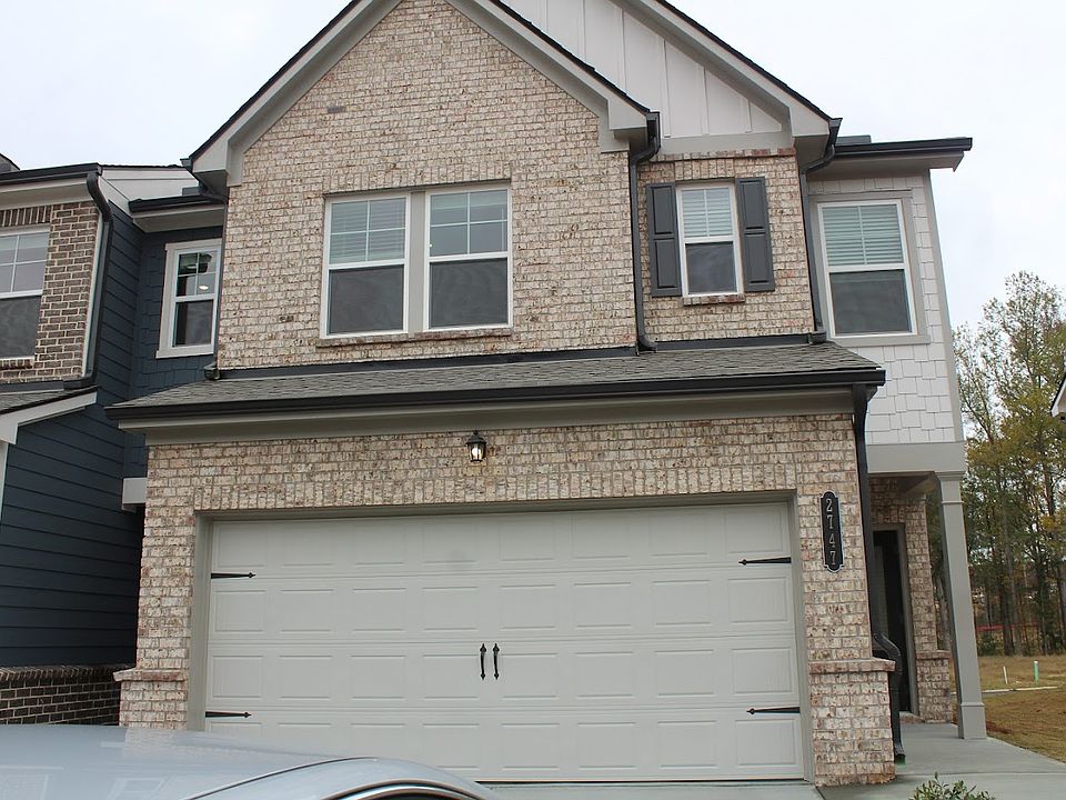 1st image of 2747 Lou Ln