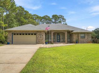 2064 Sundown Dr, Navarre, FL 32566