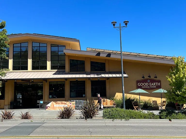 Sir Francis Drake Blvd — Photo 27