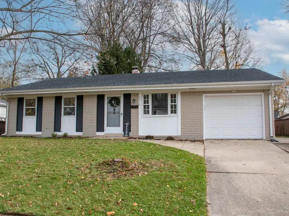 4910 Selkirk Dr, South Bend, IN 46614