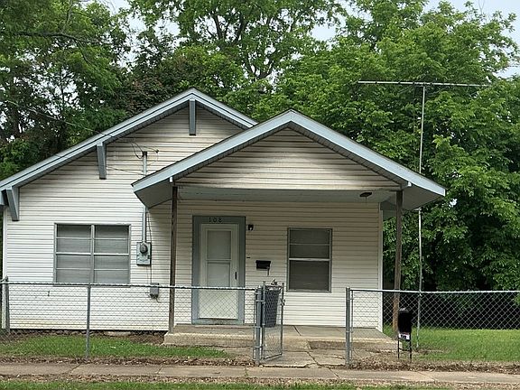 3rd image of 108 N 5th St