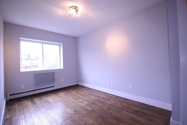 Rented by Compass | media 27